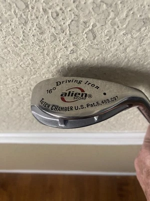 Alien Driving Iron. 16*. RH. Near Mint . Graphite. 40” - Image 1 of 4
