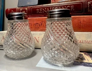 EAPG Diamond & Swirl Salt & Pepper Shakers Antique 3 Part Mold w/Bubbles in EUC - Picture 1 of 3