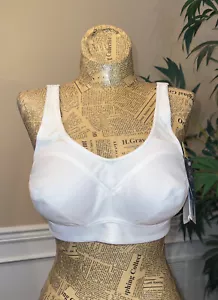 Lunaire NWT! Style 11111 Coolmax Underwire Sports Bra In White, Size 36C - Picture 1 of 20