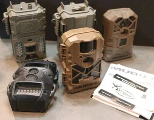 LOT OF 5 TRAIL CAMERAS FOR PARTS BUSHNELL MUDDY WILDGAME - Picture 1 of 10