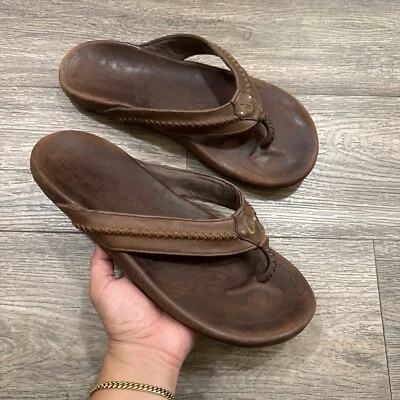 OluKai Mea Ola Коричневые кожаные сандалии с вышивкой Шлепанцы Комфорт Мужской размер 13 - Изображение 1 из 4