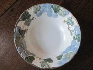 METLOX POPPYTRAIL HP SCULPTURED GRAPE 6 1/4" CEREAL BOWL, MADE IN CALIFORNIA - Picture 1 of 7