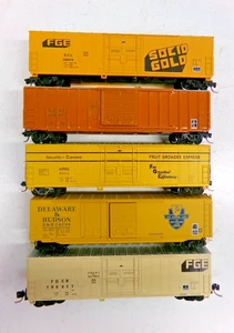 (5) N scale boxcars (lot 8902) - Picture 1 of 4