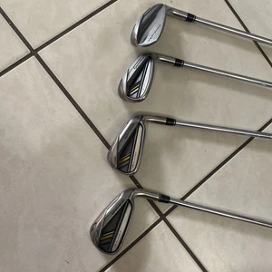 TaylorMade Rocket BLADEZ Iron Set Of 4 Reg Shaft RH 7 4 PW AW - Picture 1 of 10