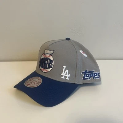 Mitchell & Ness x Topps Alt Los Angeles Dodgers A-Frame Pro Pinch Snapback Pin - Image 1 of 4