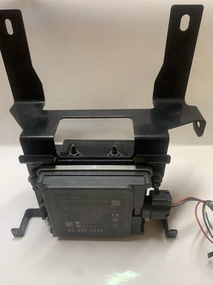 2017-2020 INFINITI Q60 OEM CRUIS CONTROL DISTANCE RADAR SENSOR WITH BRACKET - Image 1 of 4