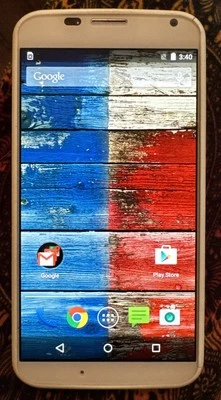 Motorola MOTO X 1ST Gen (US Cellular) 16GB XT1055 Fast Ship Good Used 1 Crack - Image 1 of 4