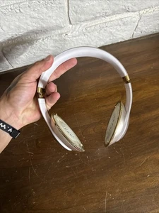Beats Studio Cuffie Bluetooth Over-Ear Wireless Oro B0501 - Foto 1 di 7
