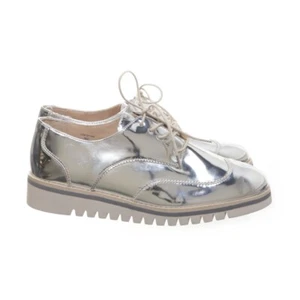 Prezzo consigliato £50: ZARA, SCARPE CASUAL DONNA ARGENTO METALLIZZATO DETTAGLI BROGUE PIZZO PIATTO UK 4 - Foto 1 di 1
