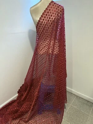 "Tela de encaje organza borgoña bordada 50"" de ancho VENDIDA POR YARDA" Foto 1 de 4