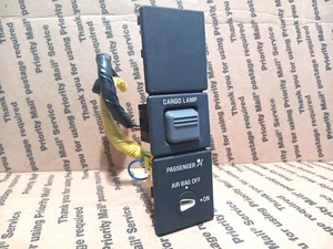 1995-1999 OEM Suburban, Tahoe, Silverado Cargo Light/Passenger Bag Switch & plug - Picture 1 of 6