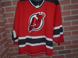 NUOVA MAGLIA DEVILS VINTAGE CCM HOME JERSEY UOMO MEDIUM-VEDI PRIMA FOTO - Foto 1 di 9