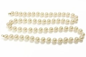 VINTAGE HAND KNOTTED GLASS 8mm. PEARL BRASS TIPPED 24" SECTION R521tf - Picture 1 of 4