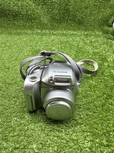 Fujifilm FinePix 2800 Zoom 2.0MP Kompakt Digitalkamera funktioniert.   23 - Bild 1 von 10