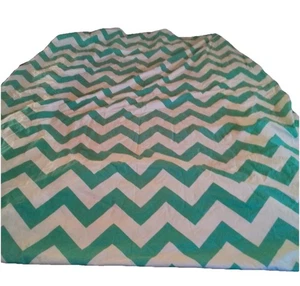 Pottery Barn Teen Pool Chevron Full Sz Fitted Sheet Green White Zig Zag Cotton - Picture 1 of 11