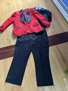 EJ Samuel 4-teiliges rotes Smoking Anzug Set - Sakko, Weste, Hose & Hemd - Größe 42R - Bild 1 von 12