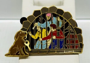 Vintage 2002 Pirates of the Caribbean Jail Key Dog Scene Walt Disney Pin - VG - Picture 1 of 4