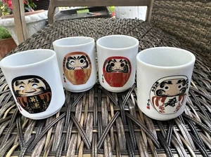 VINTAGE JAPANISCHES 4ER SET PORZELLAN SUMO RINGER TEE SAKE SCHNAPSGLÄSER TASSEN - Bild 1 von 10