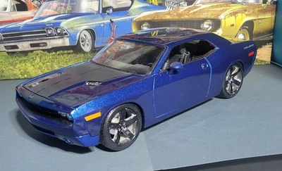 2006 Dodge Challenger Concept 6.1 Hemi литая модель автомобиля 1:18 Maisto - Изображение 1 из 4
