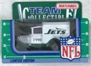 1990 MATCHBOX TEAM COLLECTIBLE NFL NEW YORK JETS DELIVERY TRUCK 1/64 (READ) - Picture 1 of 1