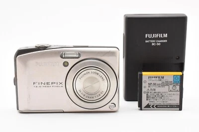 [Excellent] FUJIFILM FinePix F60fd 12.0MP Silver Compact Digital Camera #2487331 - Image 1 of 4