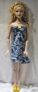 Passend für American Model #61 Set Kleidung, Kleid, Handtasche, Halskette & Ohrringe - Bild 1 von 2