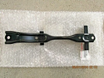 08 - 18 LAND CRUISER 4D SUV BATTERY HOLD DOWN CLAMP HOLDER ACCUMULATOR OEM NEW - Image 1 of 4