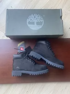 Timberland 6" Premium Classic Waterproof Kids Black Boots Primaloft 13.5 - Picture 1 of 7