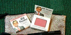 The Balm Cosmetics Palettes ~ 2 Testamentos Reflexionar Polvos en Resistencia con Cepillo Bolsa al azar - Imagen 1 de 1