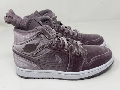 Nike W Air Jordan 1 Mid Se DQ8397 500 Purple Smoke  Women's 7 NO Box Lid - Image 1 of 4