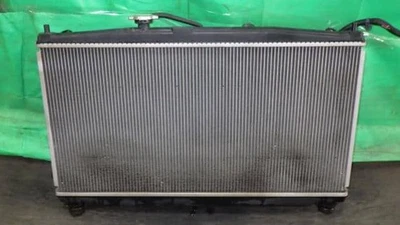 Radiador HONDA CR-Z 2014 DAA-ZF2 [usado] [PA106027211] Foto 1 de 2