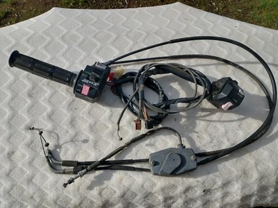 86-93 Yamaha Venture 1300 Controles Interruptor Acelerador Cable Choke Luces Derecha Izquierda Foto 1 de 4