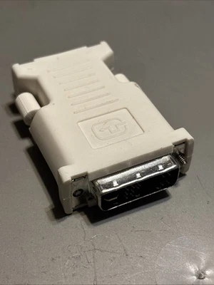 Dell DP/N 0J8461 Male DVI-I Single Link to VGA Video Adapter - Image 1 of 4