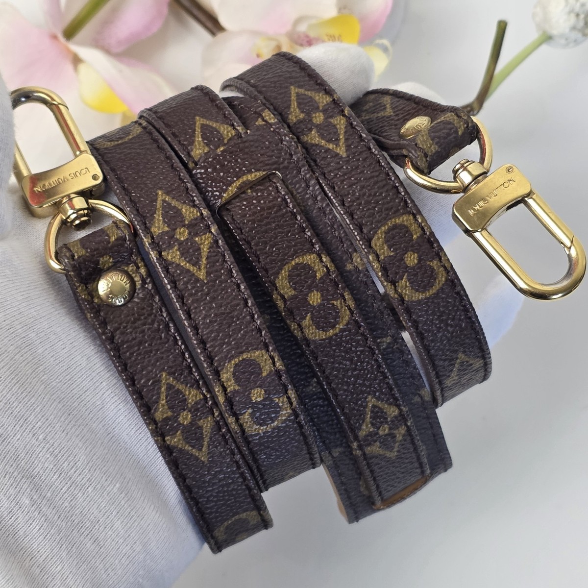 Louis Vuitton Speedy Crossbody Bags & Handbags Canvas Louis Vuitton Speedy Crossbody Bags & Handbags Canvas