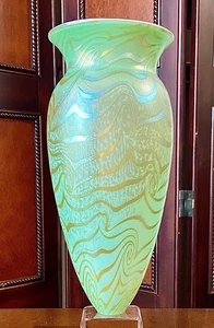 Vintage Durand 12” Tall Green Art Glass Lamp Body w/ Coil King Tut Pattern -Rare - Picture 1 of 14