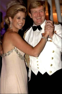 Nobleza Monarquía Países Bajos Príncipe WILLEM-ALEXANDER y Princesa Princesa MAXIMA - Imagen 1 de 2