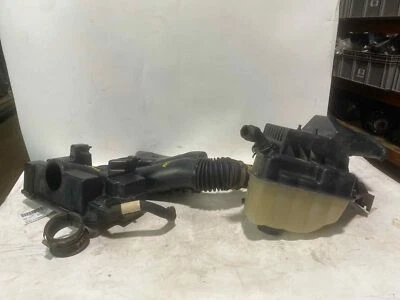 Used Air Cleaner Assembly fits: 2012 Ford F350SD PICKUP 6.2 Grade A - Image 1 of 4