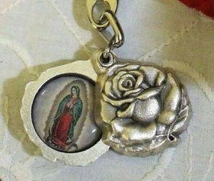 Our Lady of Guadalupe Rose Keychain Key Chain Fob Slides Open Protect Me - Picture 1 of 2
