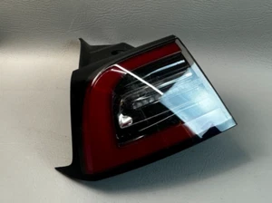 2017-2022 TESLA MODEL 3 REAR LEFT DRIVER SIDE OUTER TAIL LIGHT OEM 1077397-00-H - Picture 1 of 9