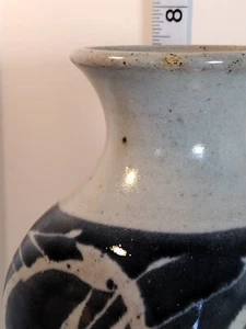 Vintage Steinzeug 1960 weiß und grau Vase, 7,5" hoch - Bild 1 von 9