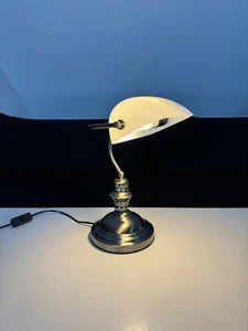 Alaska Lux Vintage Bankerlampe Notarleuchte Tischlampe Opalglas - Bild 1 von 17