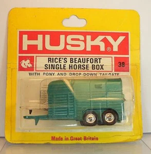 Husky Models no.61 Rice Beaufort single horse box met.green  yellow card MOC #61 - Bild 1 von 1