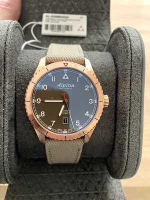 Alpina Startimer 41mm  Automatic Pilot watch - Strap unworn. Complete and boxed. - Image 1 of 4