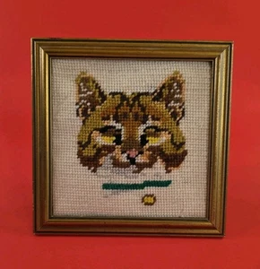 VTG Needlepoint Tabby Cat Orange Striped W/Collar & Bell Framed Easel Back 6"Sq - Picture 1 of 12
