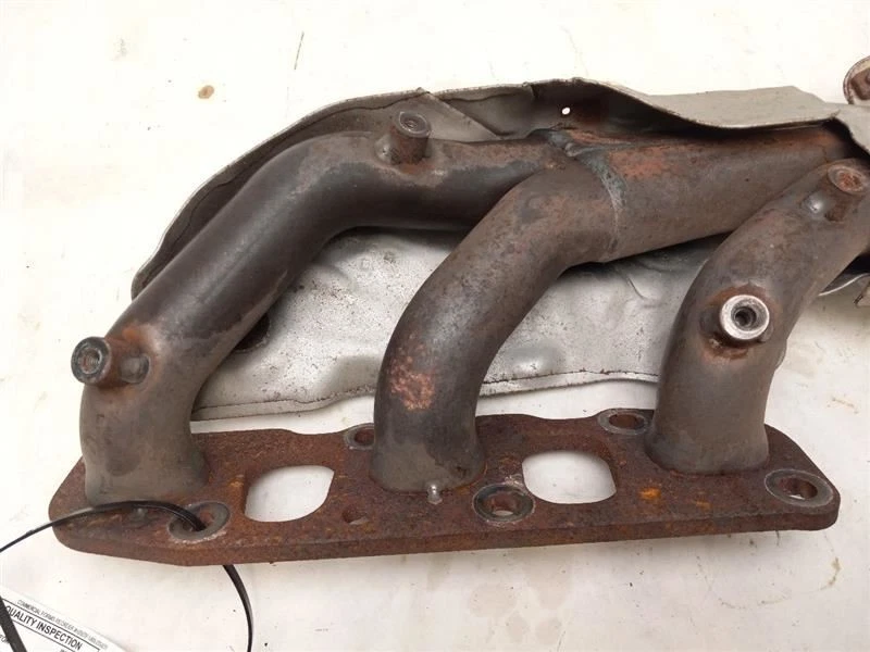 COLECTOR DE ESCAPE LATERAL DERECHO PARA INFINITI QX50 2014 - 2020 Foto 1 de 4