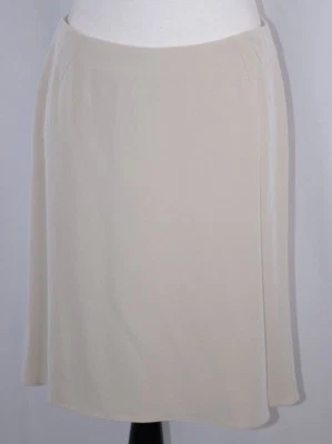 Falda para mujer Armani Collezioni talla 44 Italia carrera micro cuadros carrera 8 diversión en Estados Unidos Foto 1 de 4