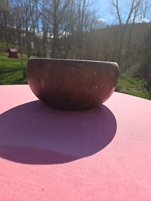 Tigela caseira antiga de madeira para fazenda - Imagem 1 de 4