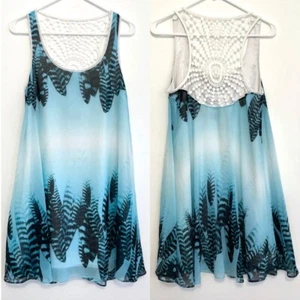 BEBE Blue Black White Feather Print Crochet Trim Sleeveless Mini Shift Dress XS - Picture 1 of 12