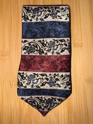 Surrey Multicolor Red White Blue Multicolor Floral Tie - Image 1 of 2
