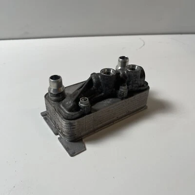 💠Enfriador de aceite de transmisión de motor Mercedes Benz C300 W205 OEM 15-18 Foto 1 de 4